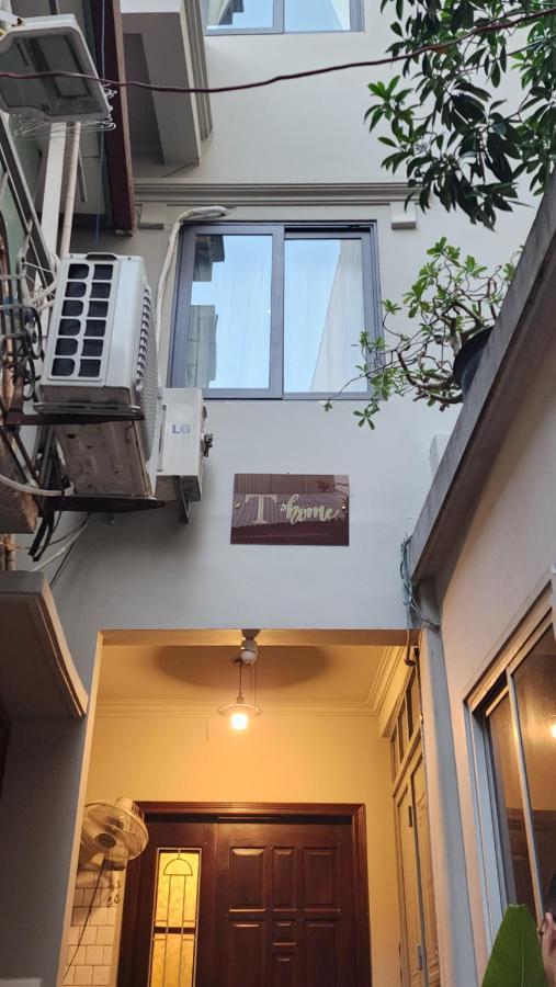 T Home Balcony Homestay Hanoi Bagian luar foto
