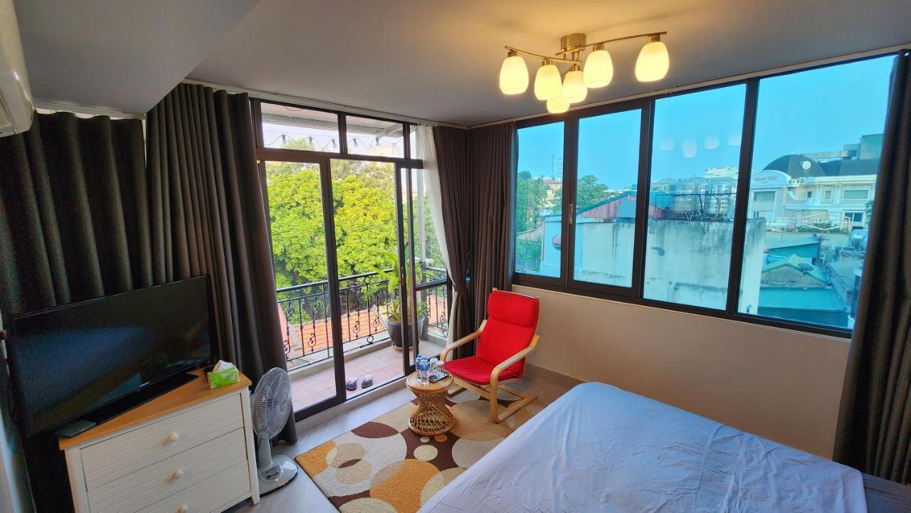 T Home Balcony Homestay Hanoi Bagian luar foto
