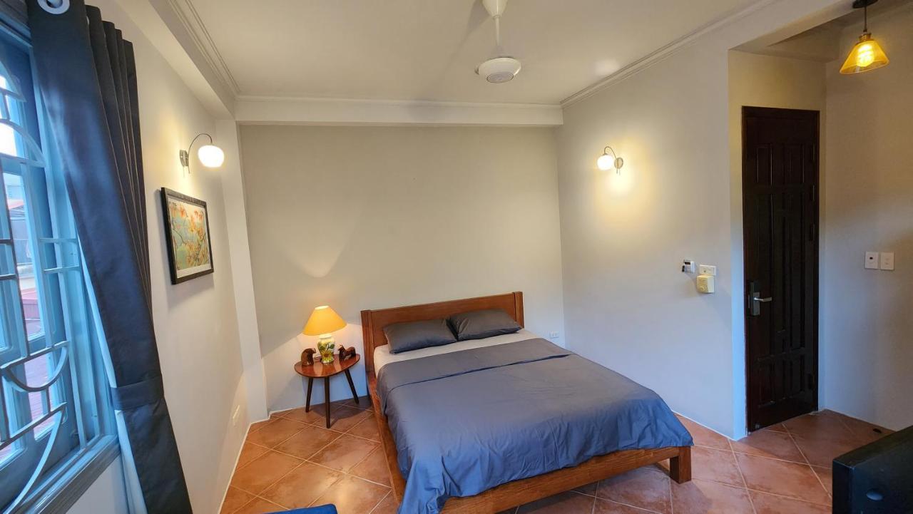 T Home Balcony Homestay Hanoi Bagian luar foto