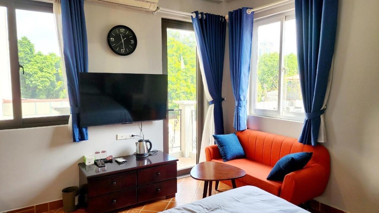 T Home Balcony Homestay Hanoi Bagian luar foto