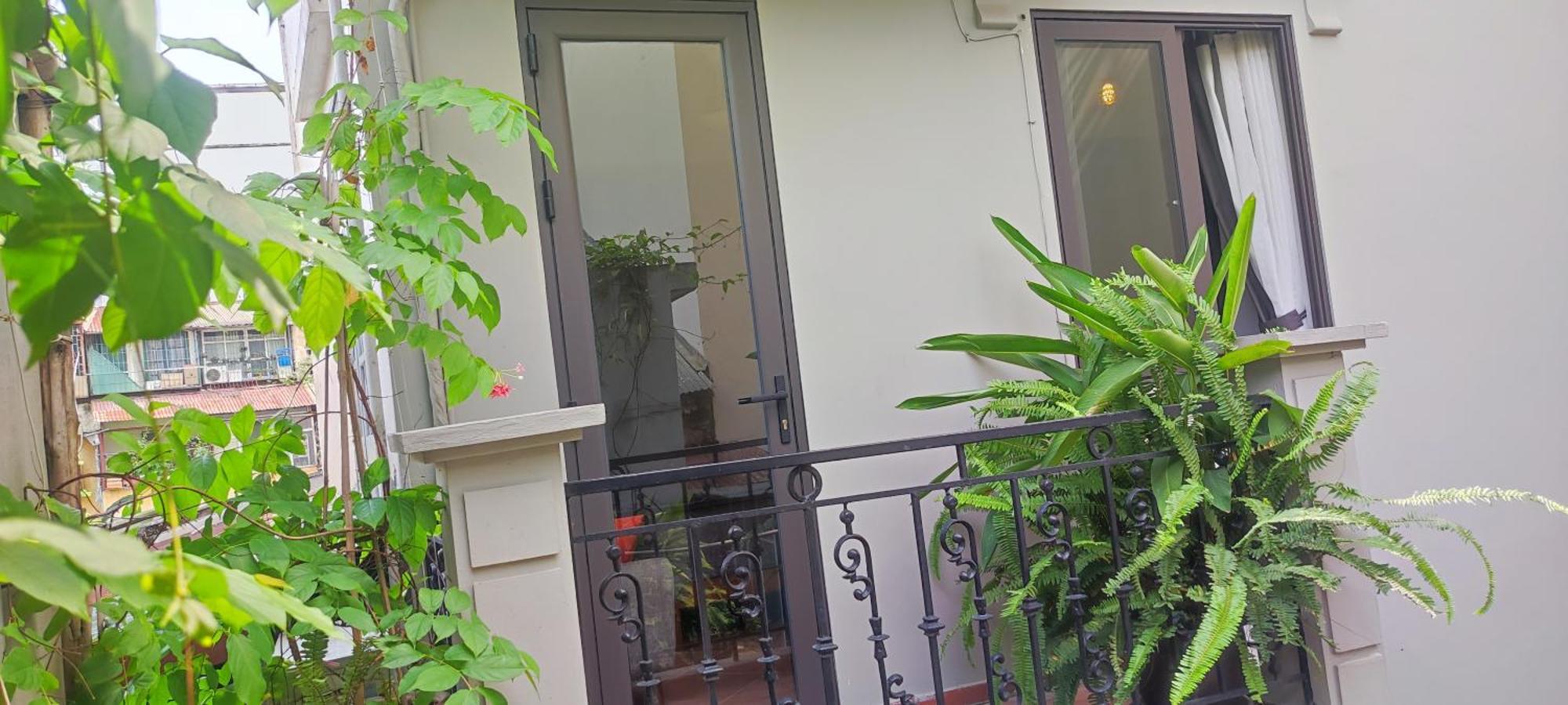 T Home Balcony Homestay Hanoi Bagian luar foto