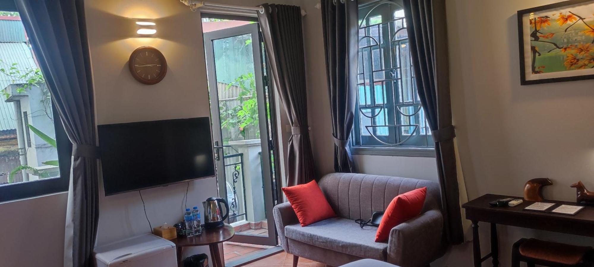 T Home Balcony Homestay Hanoi Bagian luar foto